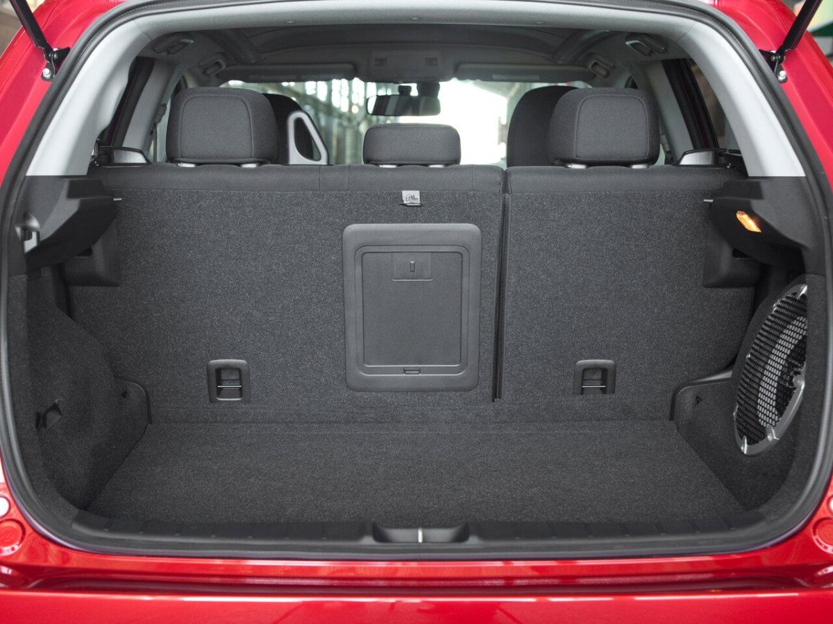 Mitsubishi Outlander 2011 багажник
