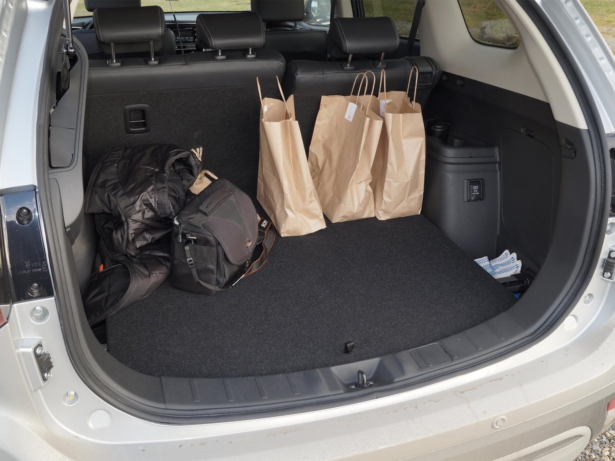 Аутлендер 3 поколения багажник