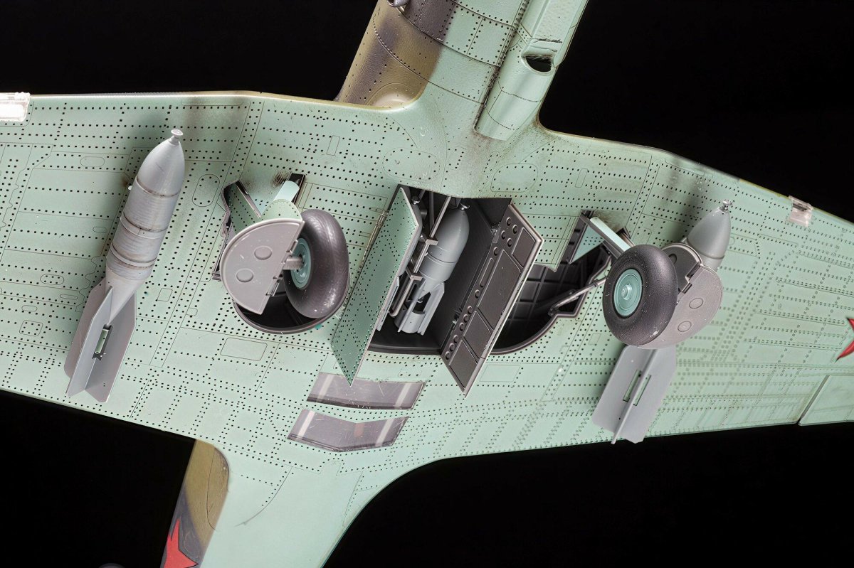 4805 Звезда 1/48 Советский бомбардировщик Су-2