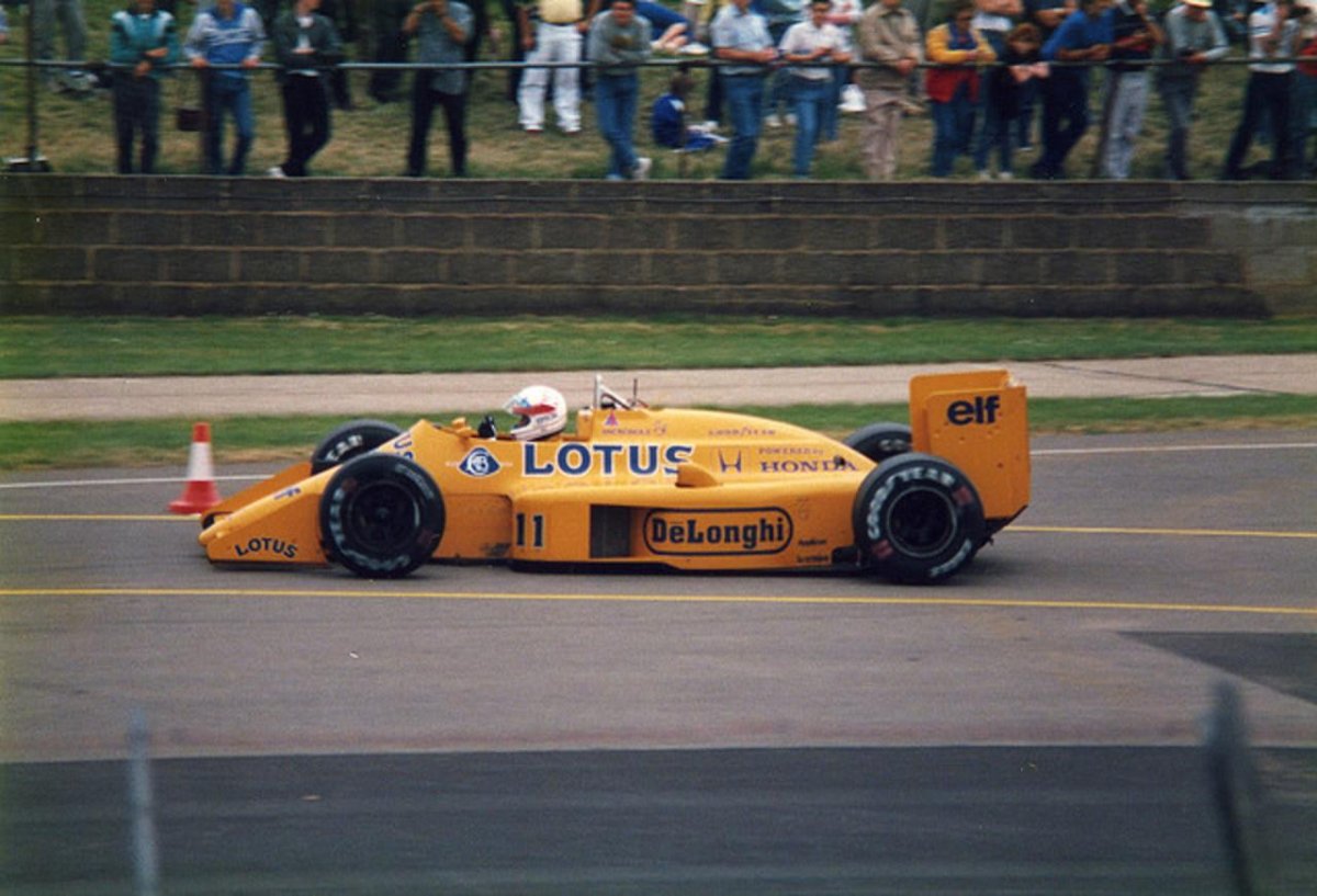 Lotus 99t