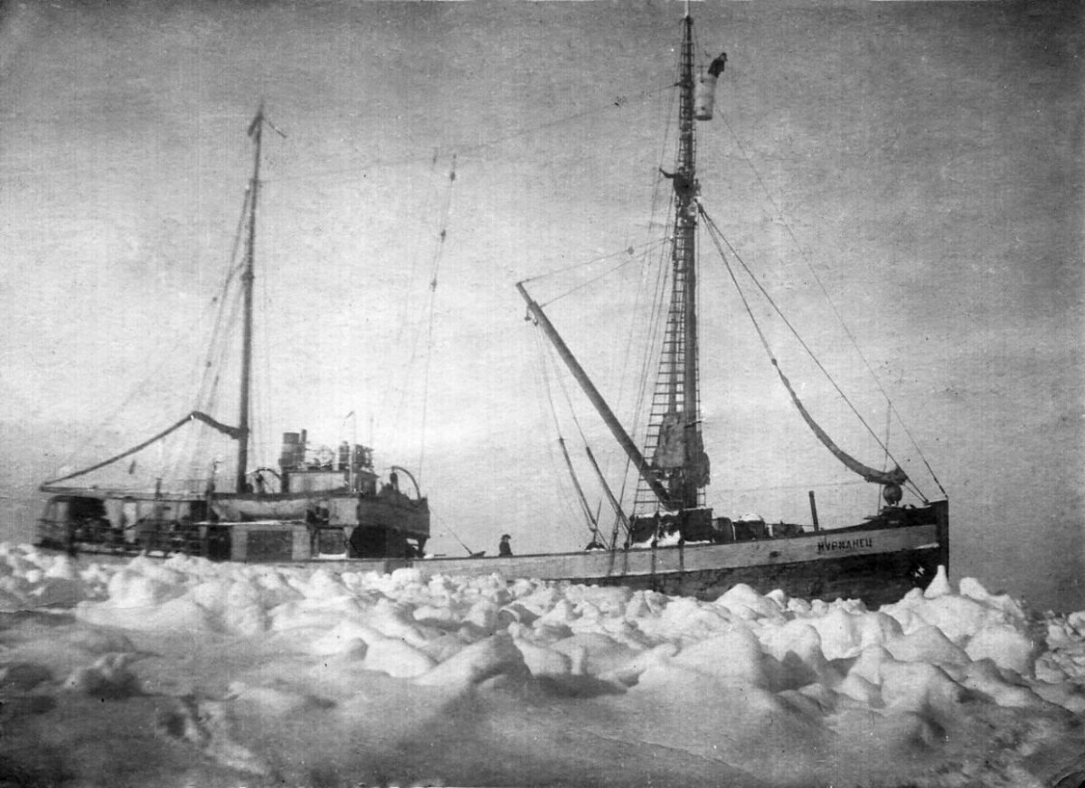 Шхуна Мурманец