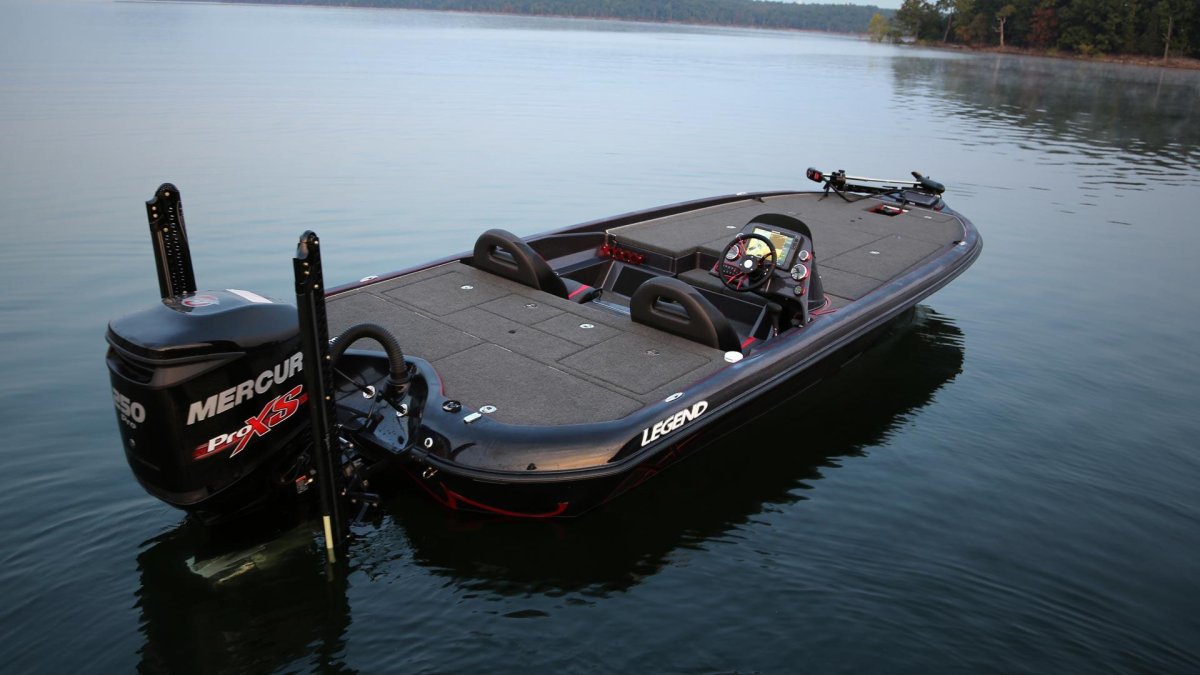 Лодка басс Боат