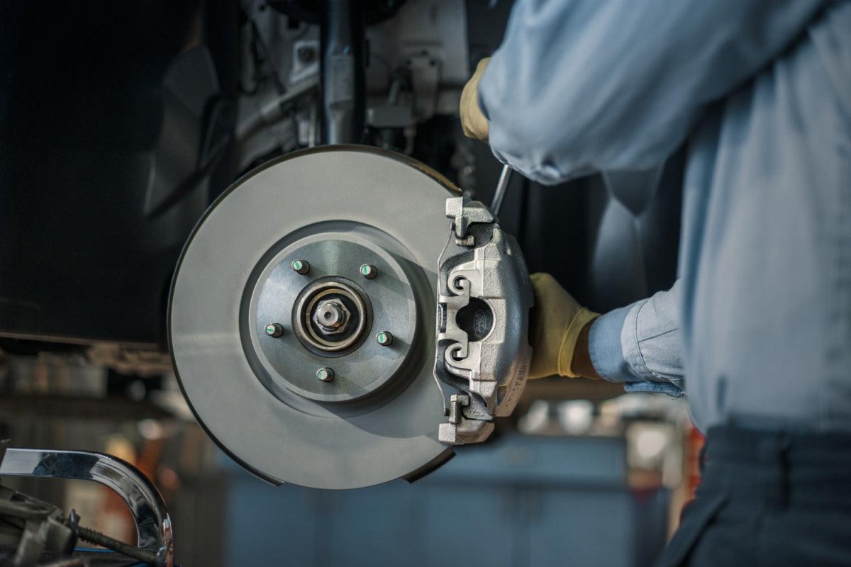 Обслуживание тормозных механизмов