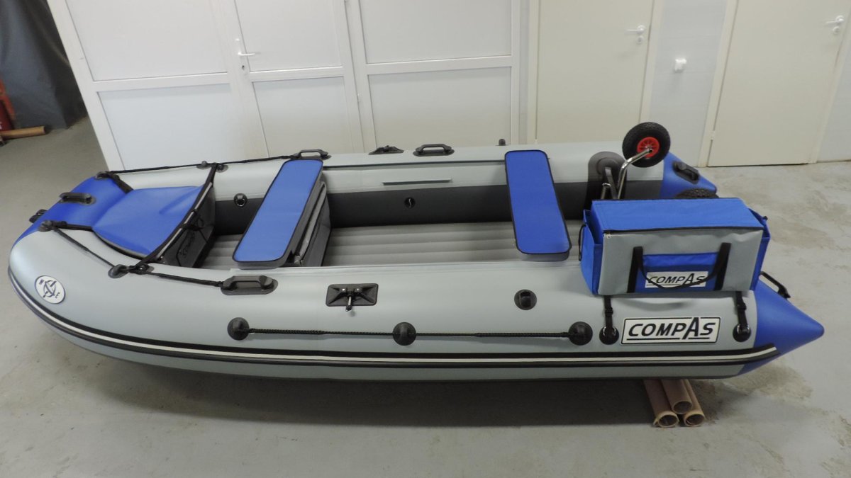 Лодка ПВХ Compas 380s