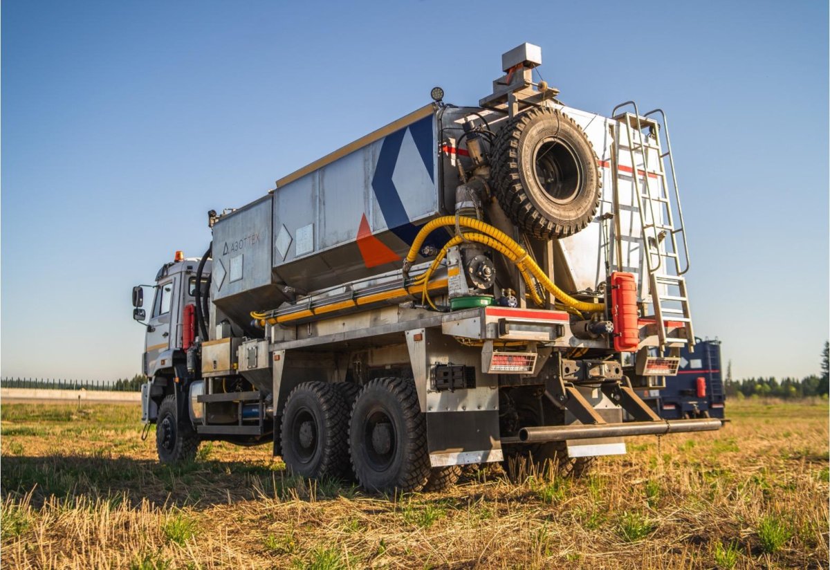 Машина зарядно-смесительная "Ульба 150-и"