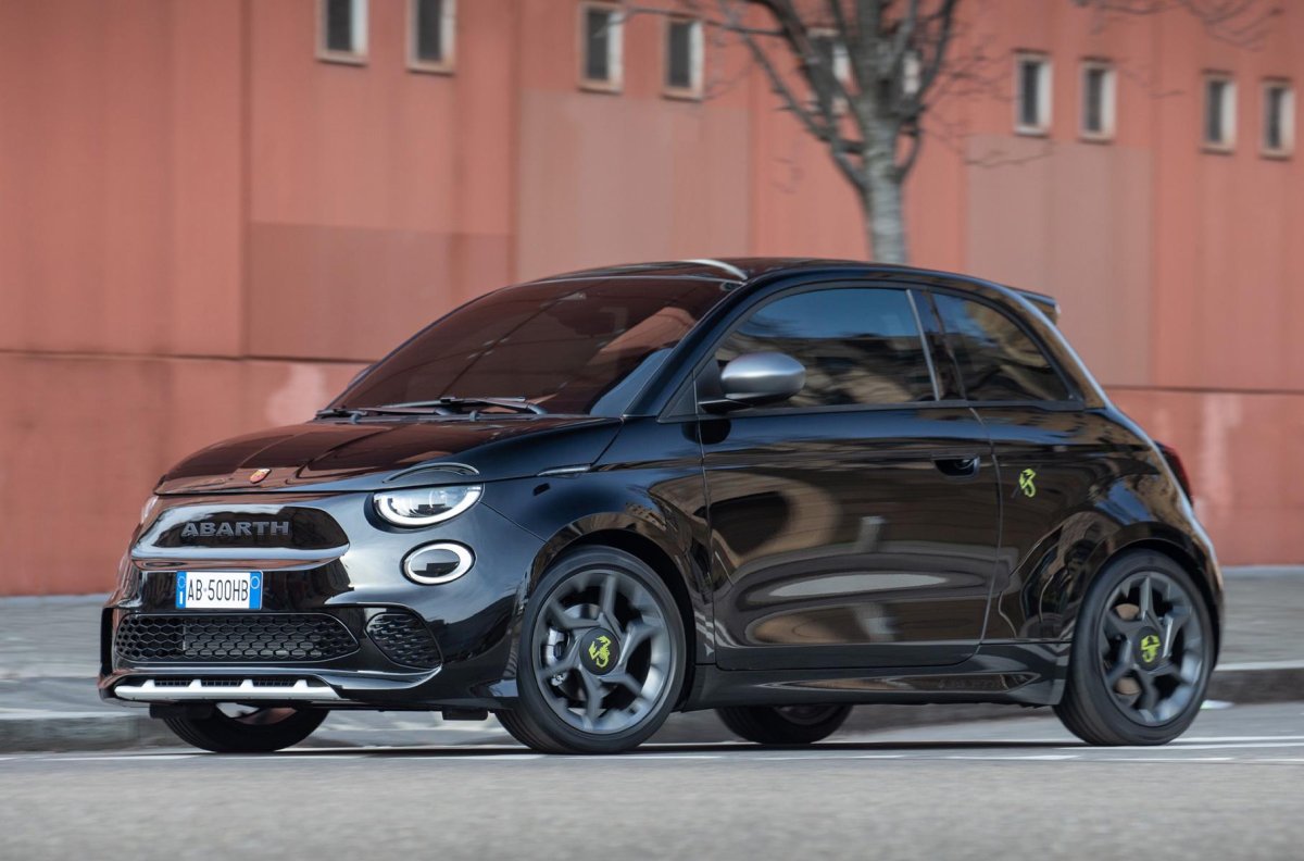 Fiat 500 Abarth 2023