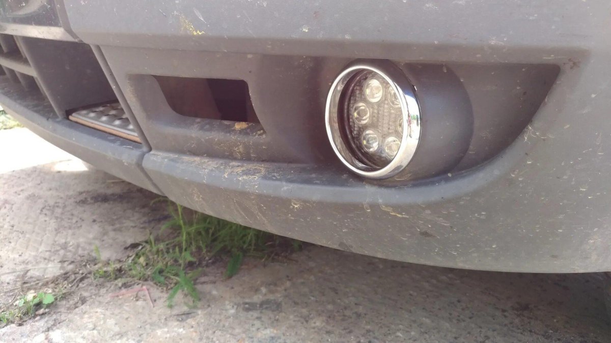 Противотуманные фары Форд Транзит 2008г