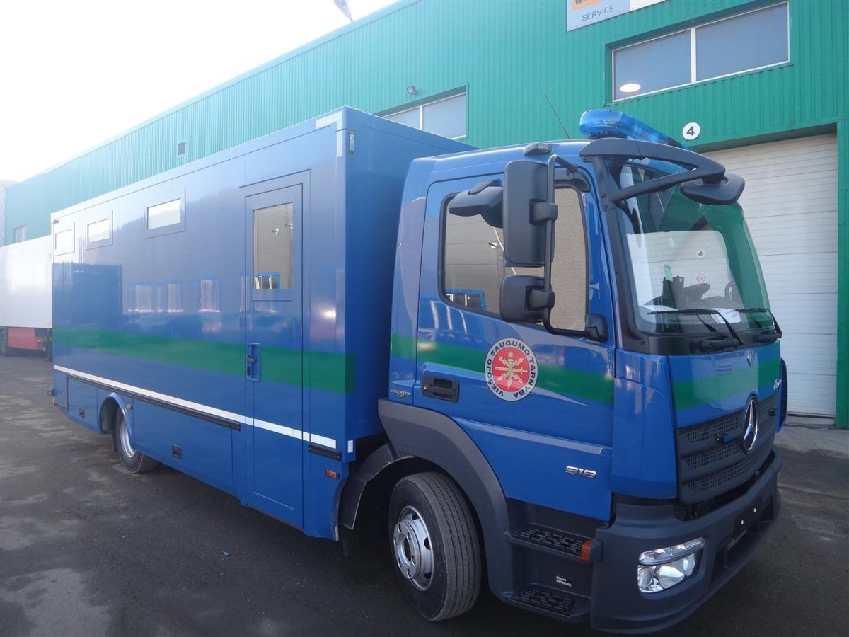 Автомобиль для перевозки осужденных