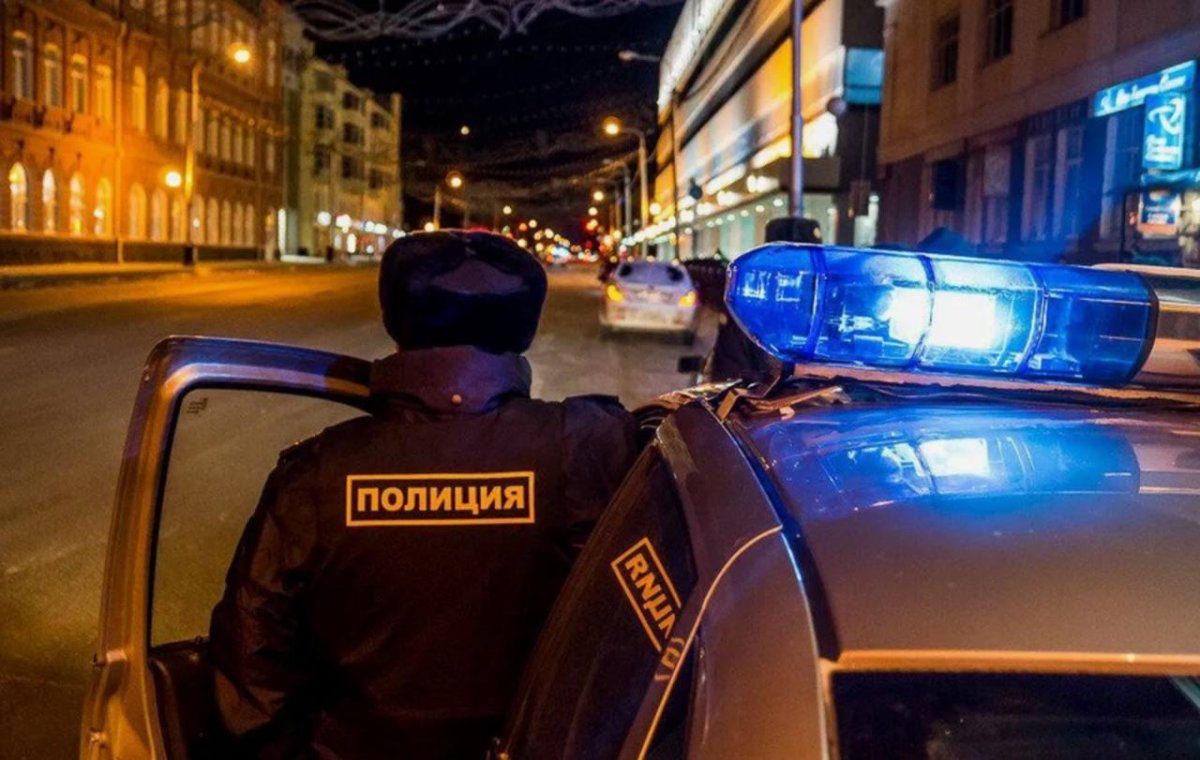 Полицейская машина