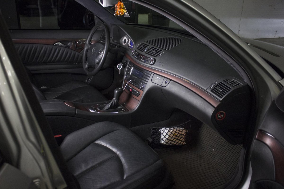 Мерседес 211 салон