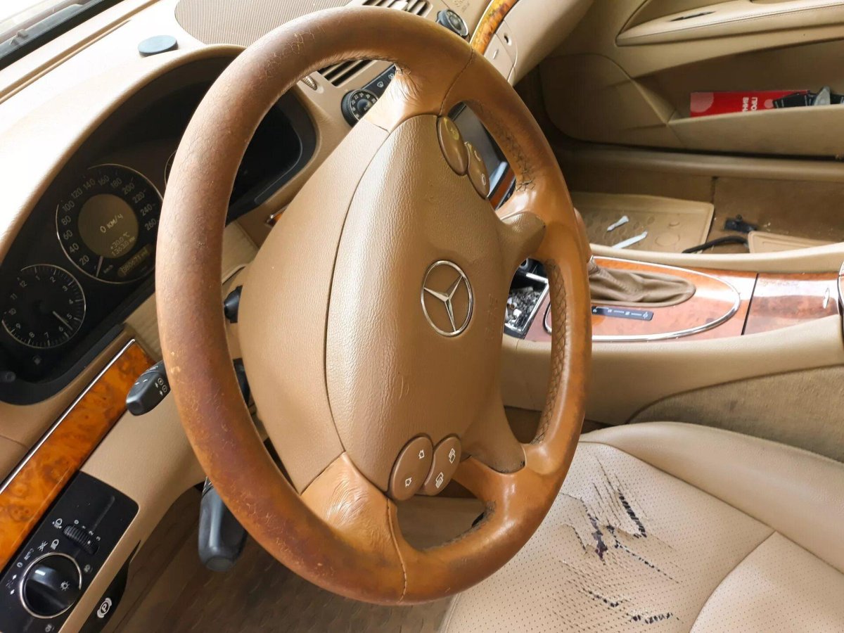 Mercedes w211 салон