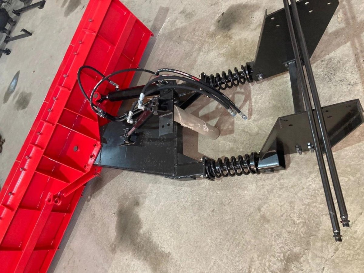 Отвал универсальный гидроповоротный