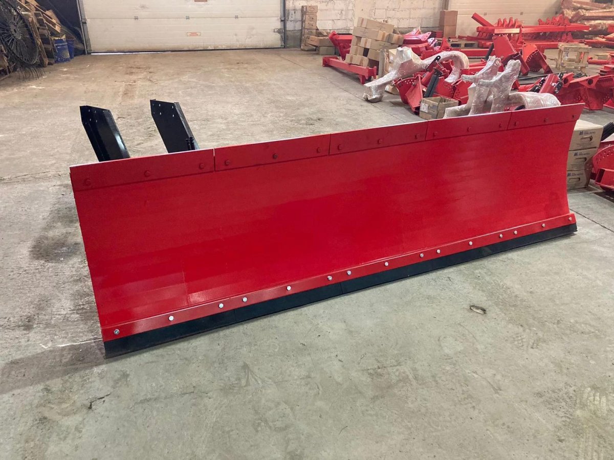 Отвал универсальный гидроповоротный МТЗ 82