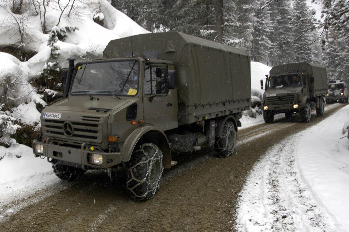 Mercedes-Benz Unimog u 4000