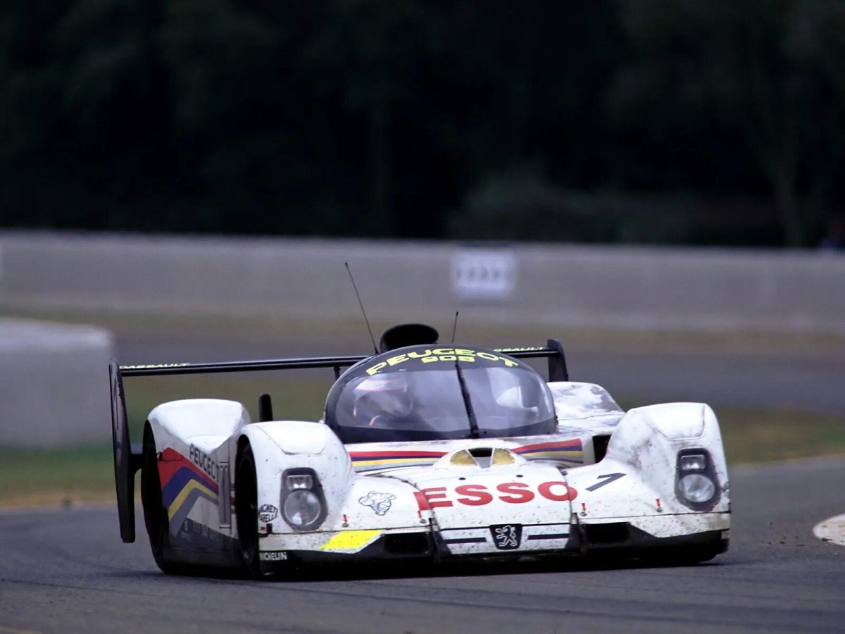 Peugeot 905 EVO 1b