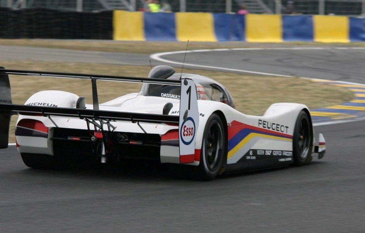 Peugeot 905