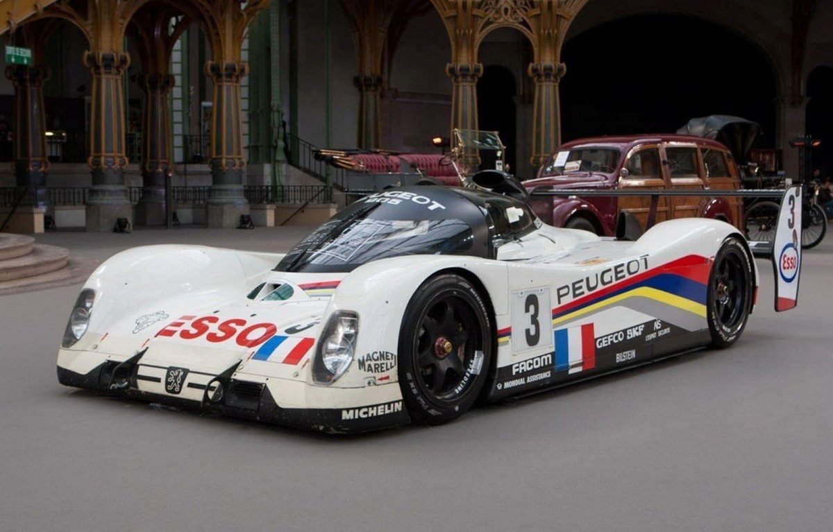Peugeot 905 EVO