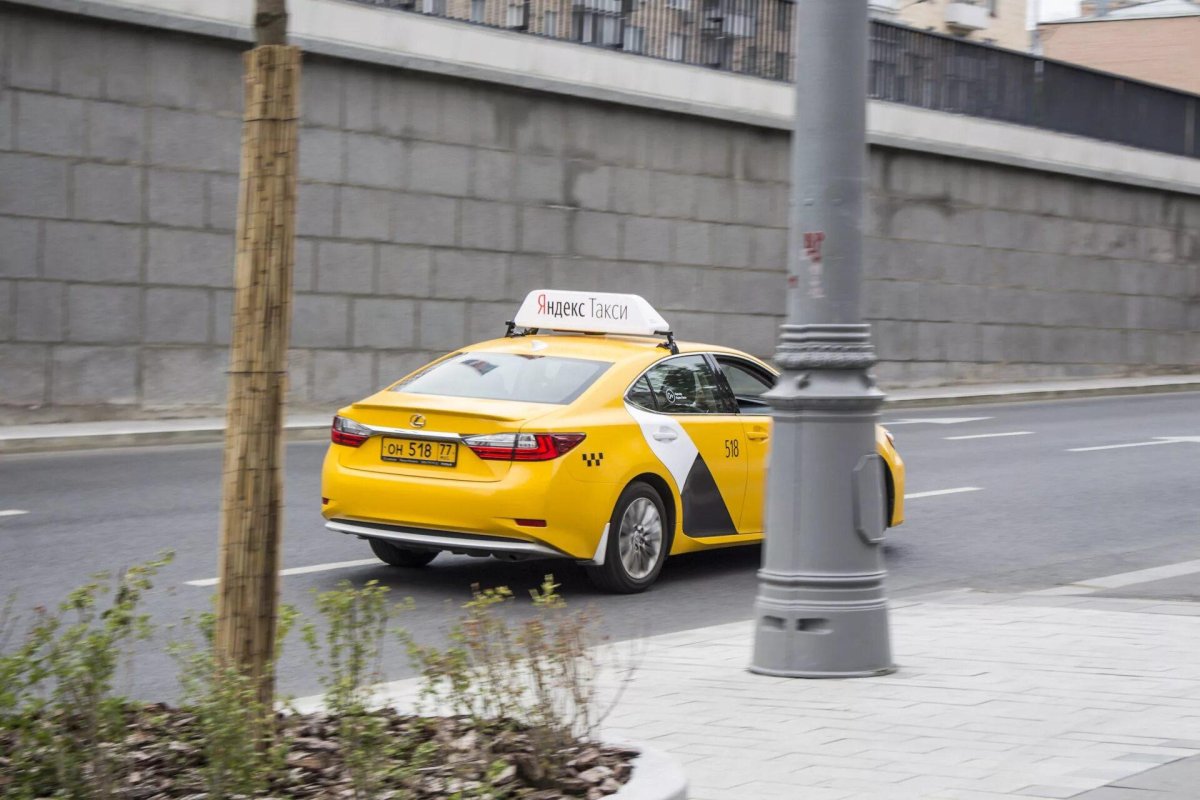 BMW Яндекс такси