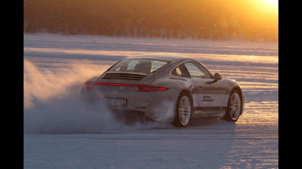 Порше 911 зима