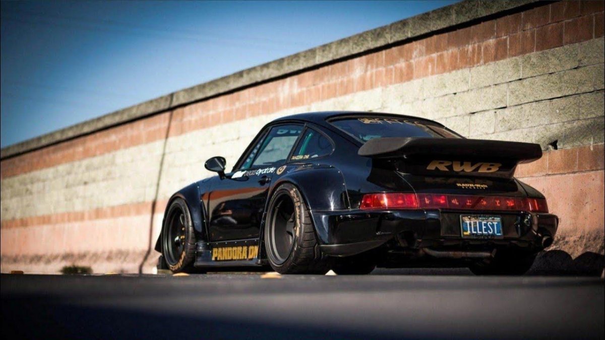 Porsche 964 RWB