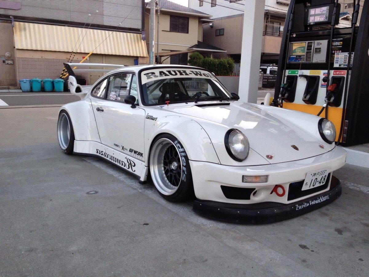 Порше 911 RWB