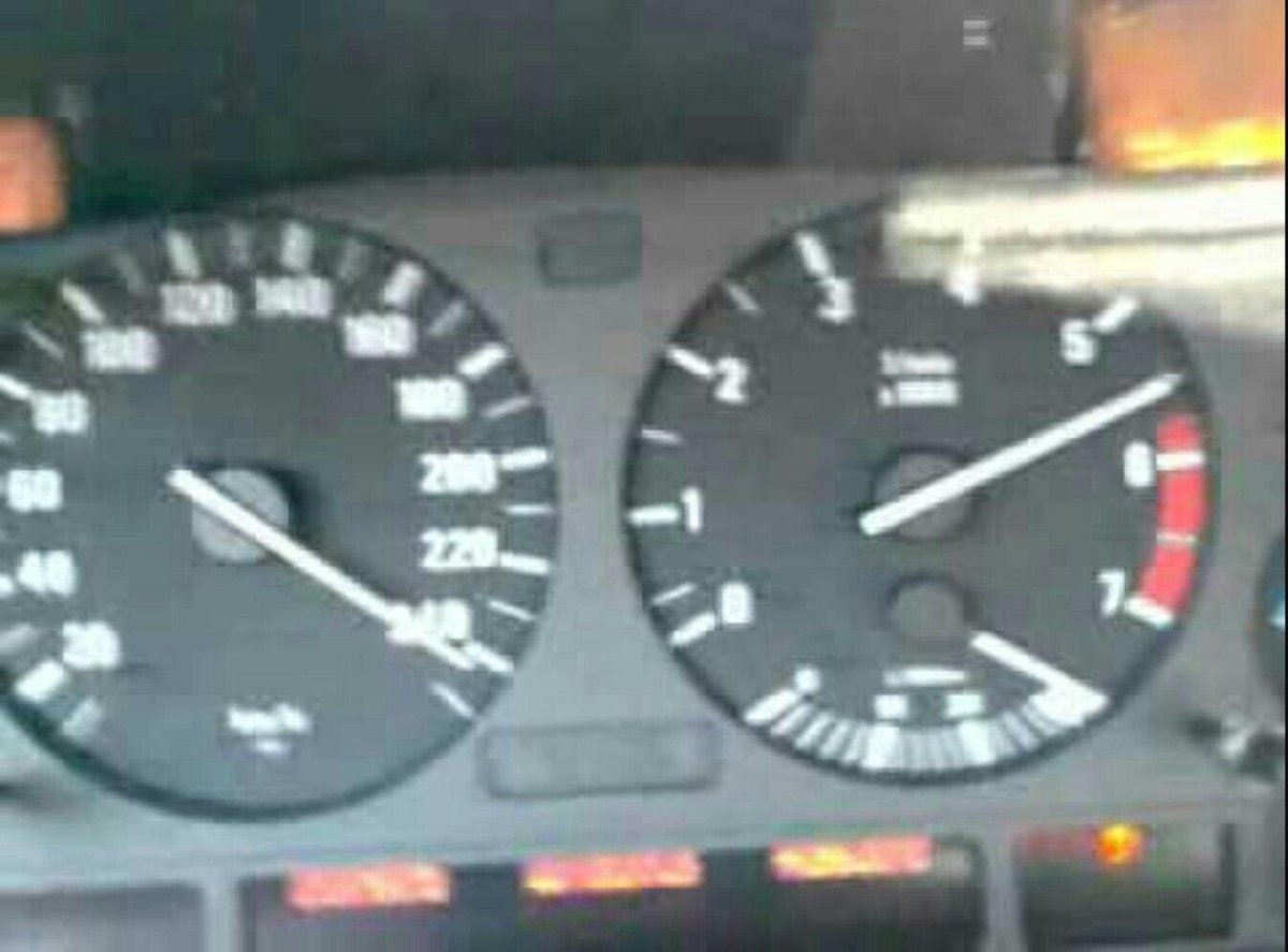 Спидометр БМВ е34