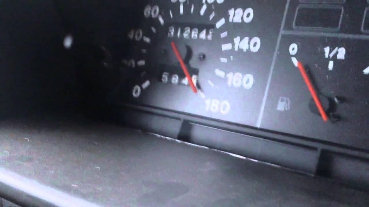 2114 180 На спидометр