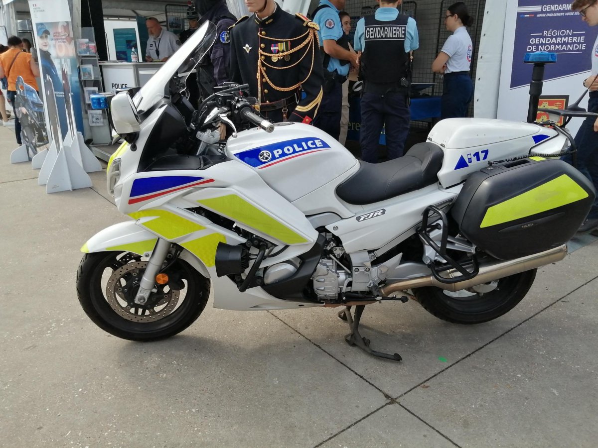 Мотоцикл полиция Германии