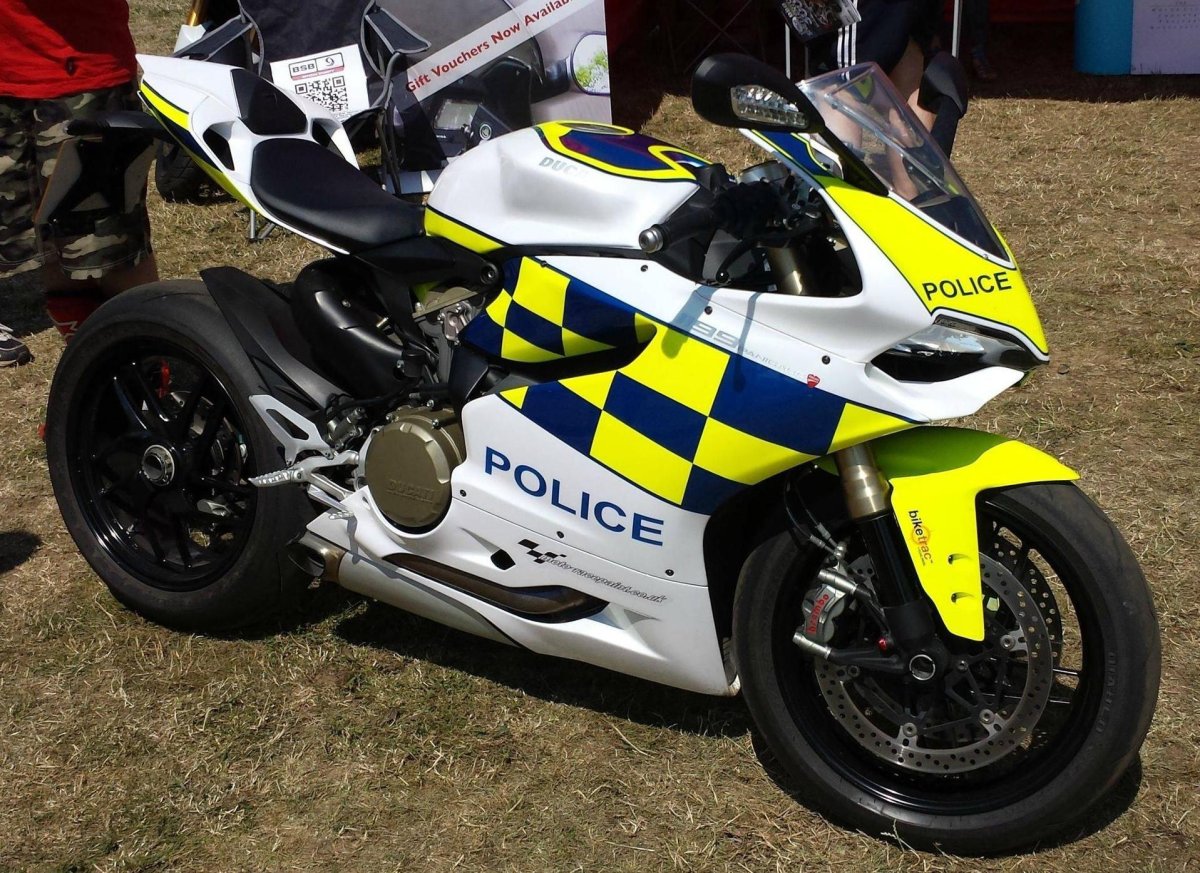 Мотоцикл "полиция"