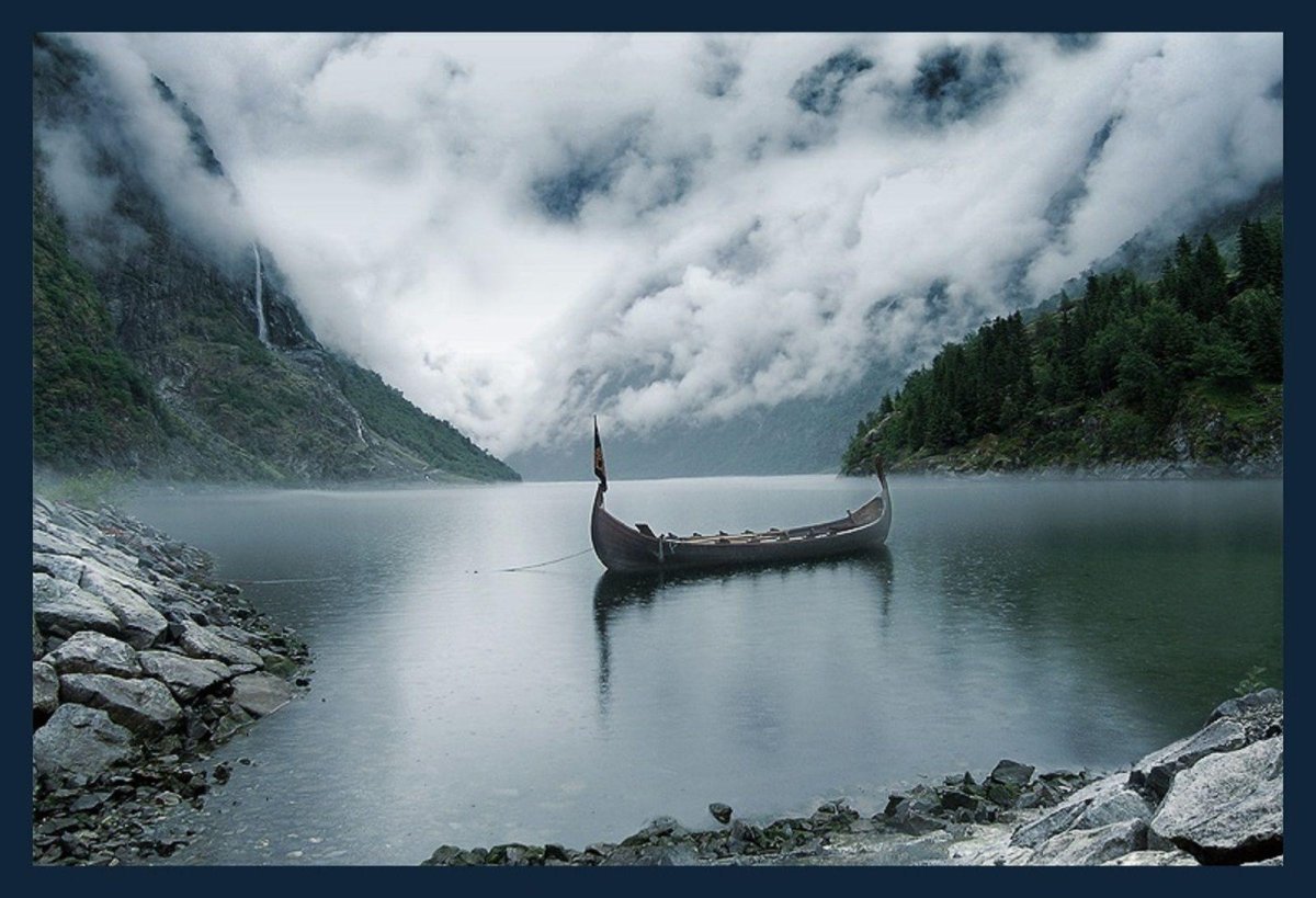 Норвегия фьорды Драккар