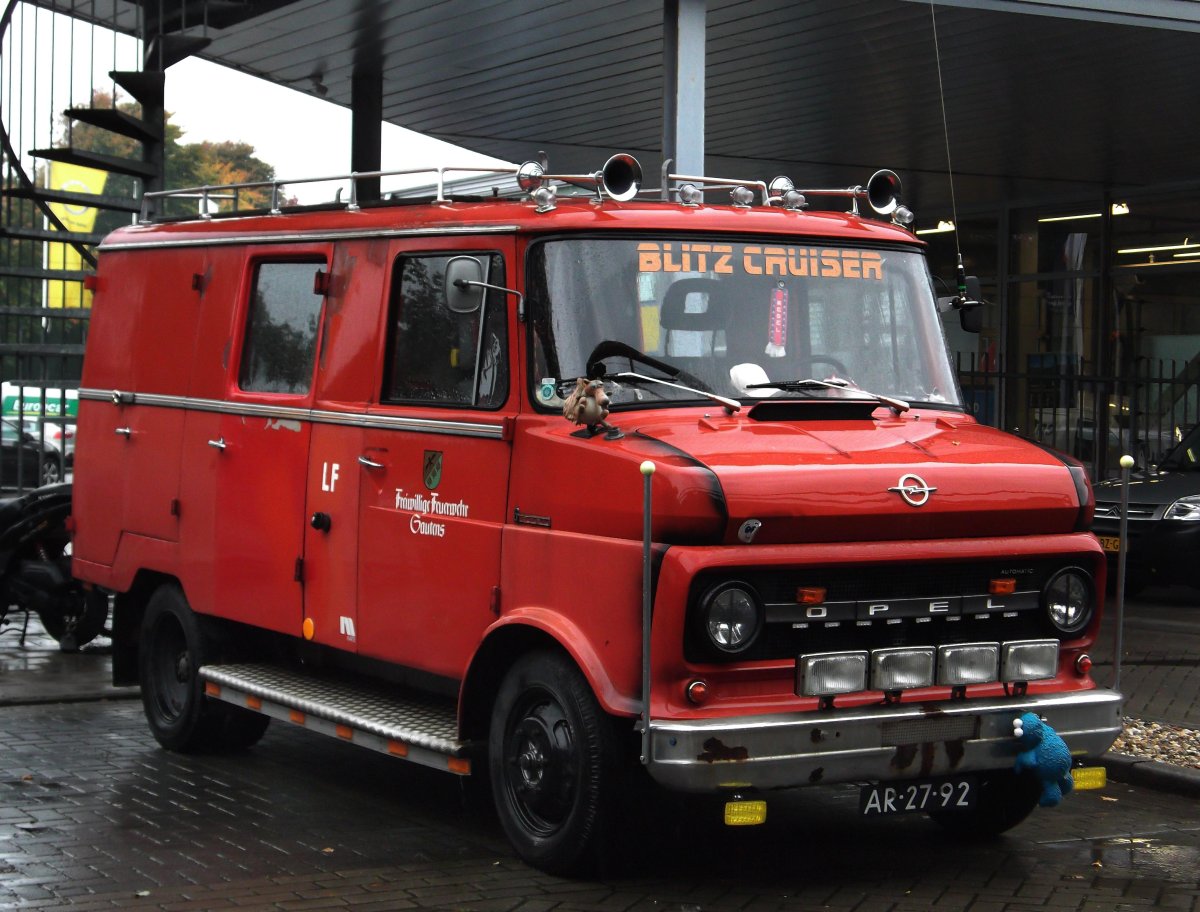 Мерседес 409