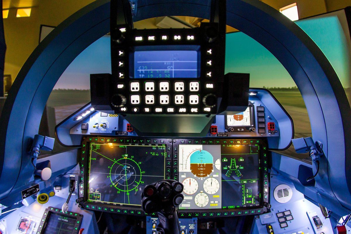 Су-35 кабина