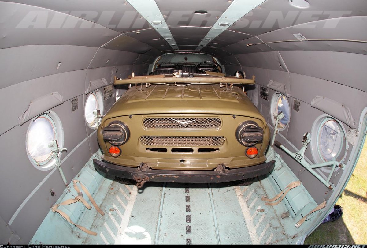 Ми 8 грузовой отсек