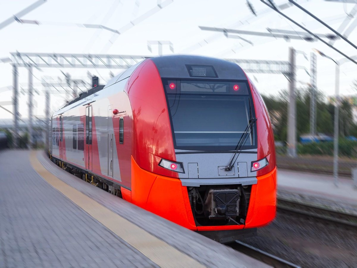 Ласточка электропоезд 10 вагонов