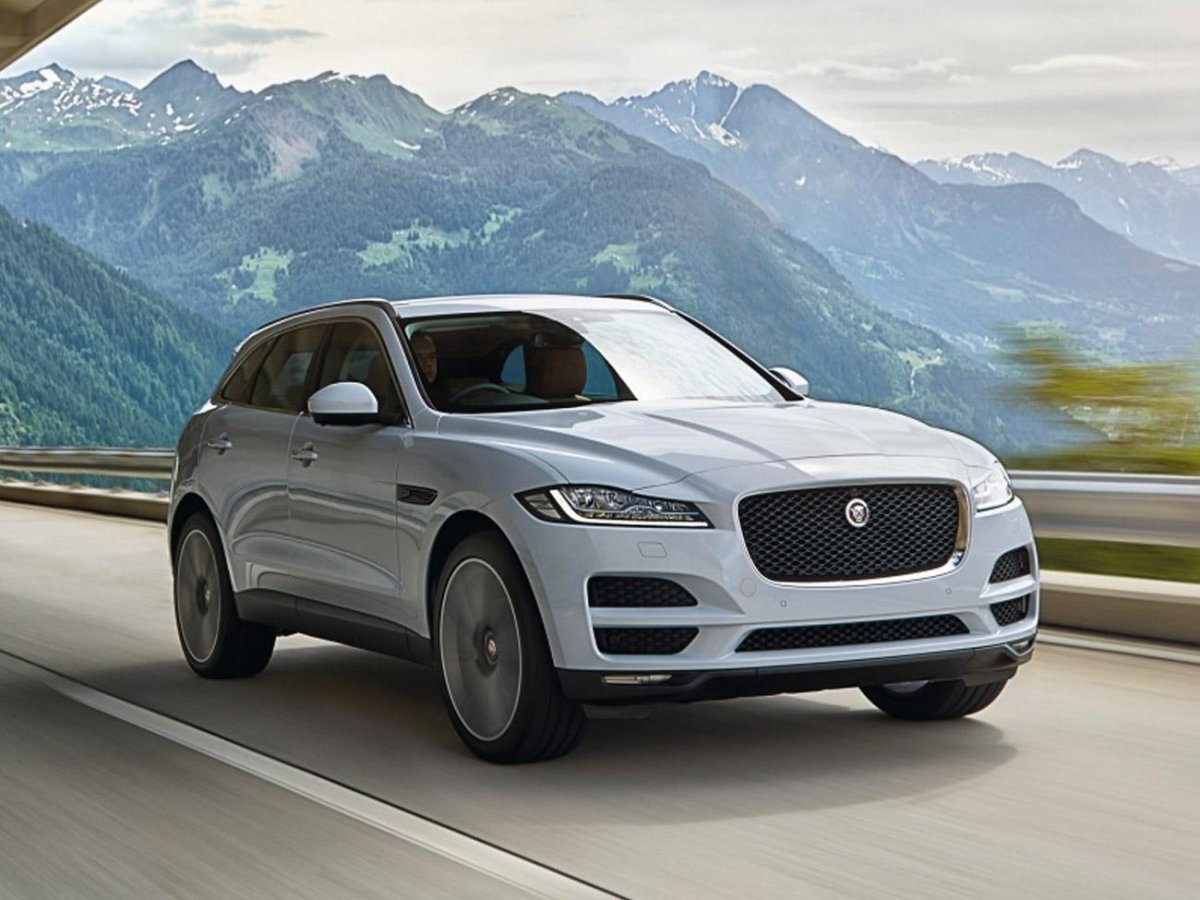 Jaguar f-Pace 2015