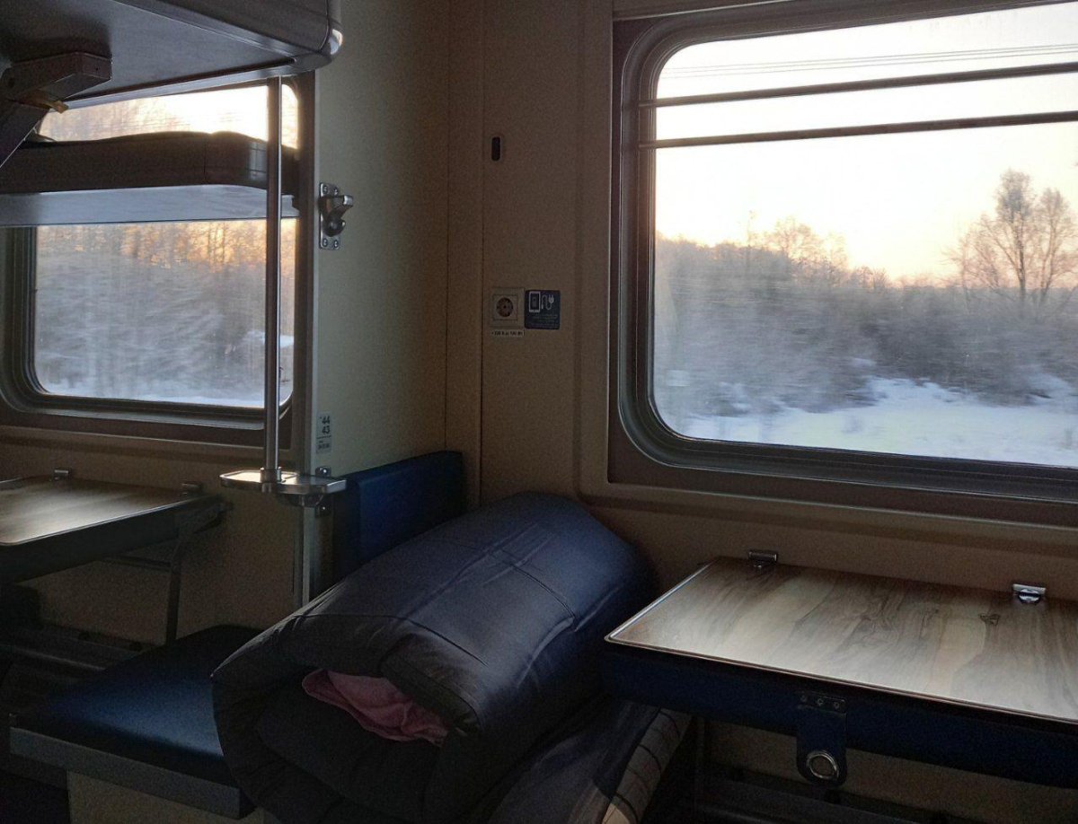 Телевизор в поезде