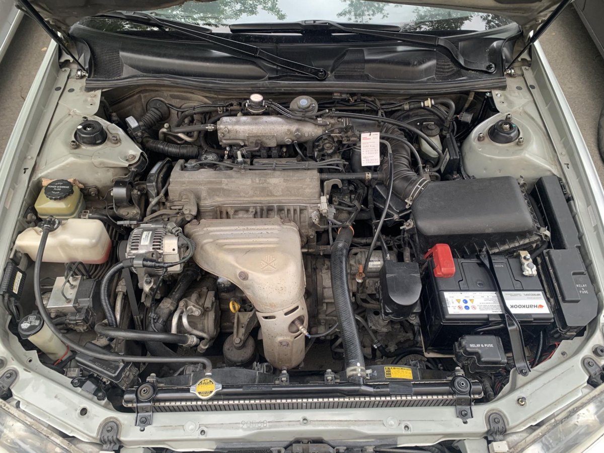 Toyota Camry 2001 подкапотка