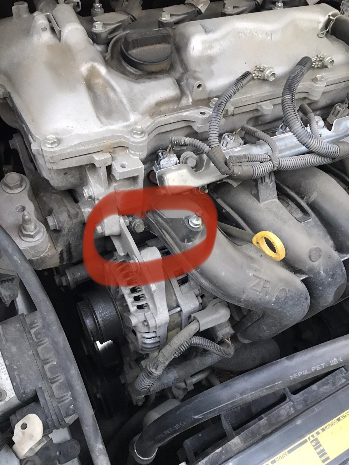 Тойота Исис номер двигателя 2zr