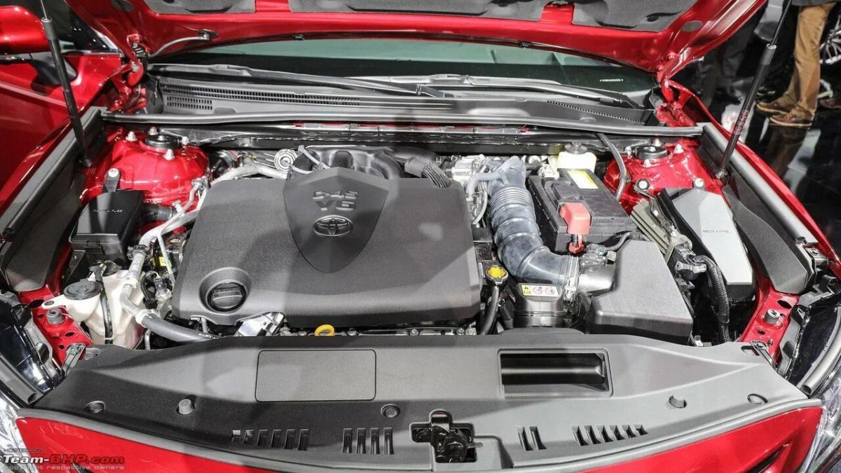 Toyota Camry 2018 под капотом