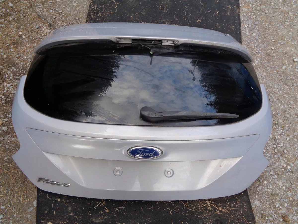 Крышка багажника Ford Focus 3 хэтчбек