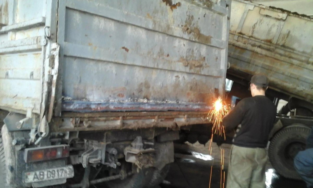 Борт задний МАЗ 5551