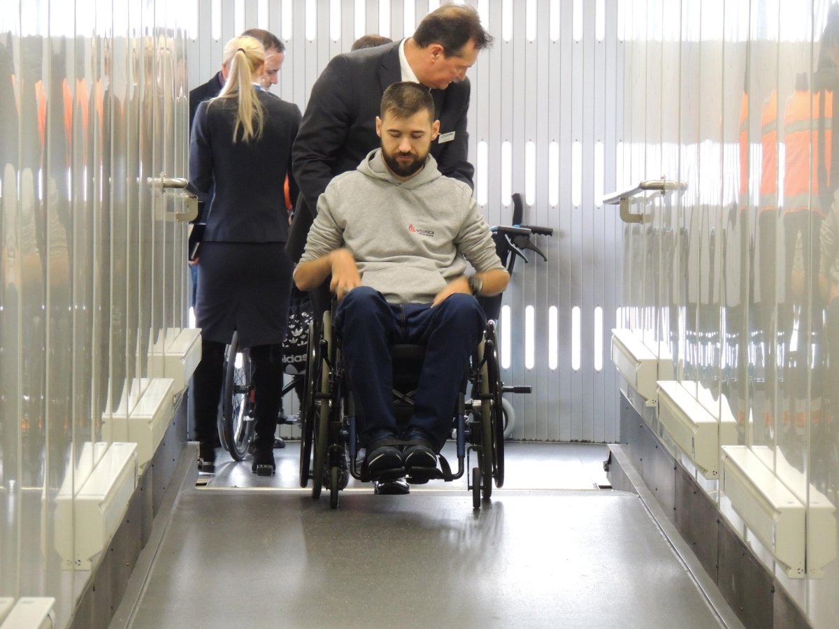 Маломобильные пассажиры Пулково