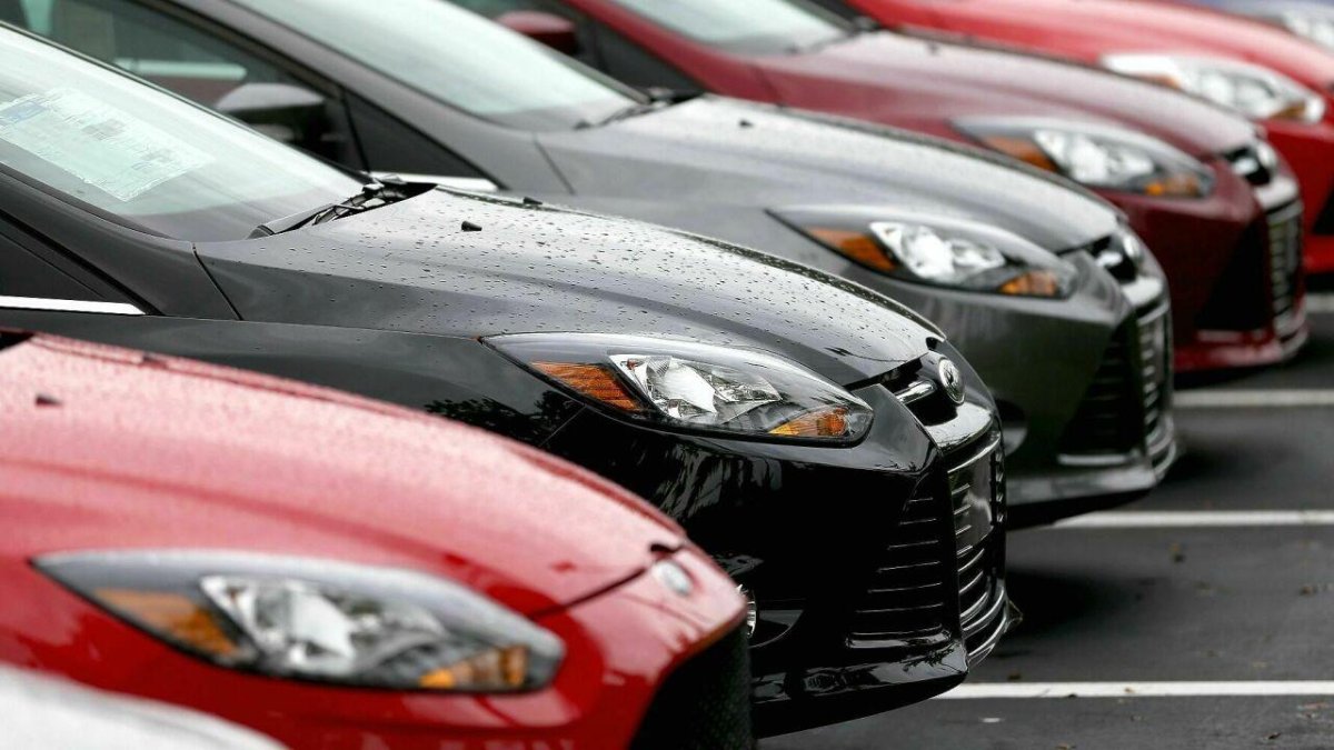 Несколько автомобилей