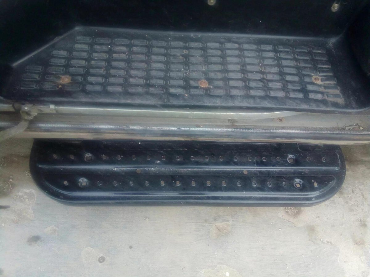 Подножка ГАЗ 2217