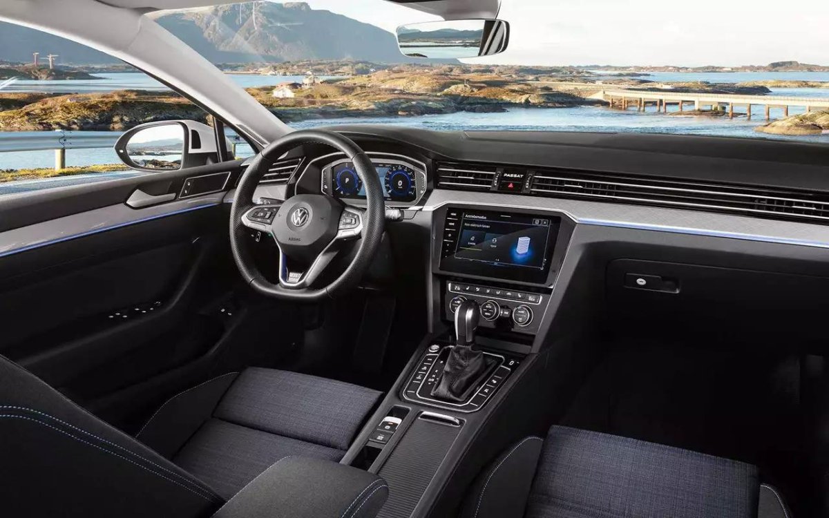 Volkswagen Passat b8 Рестайлинг салон