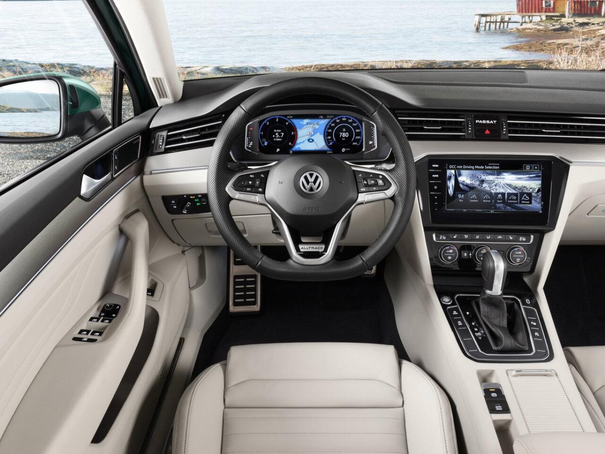 Volkswagen Passat b8 Interior