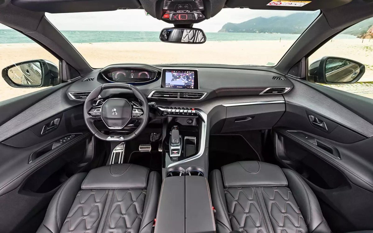 Новый Peugeot 5008