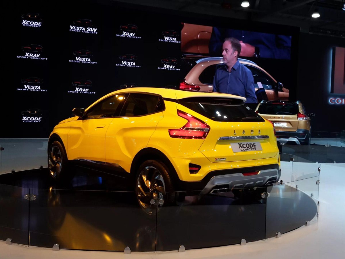 Лада XRAY Cross Sport