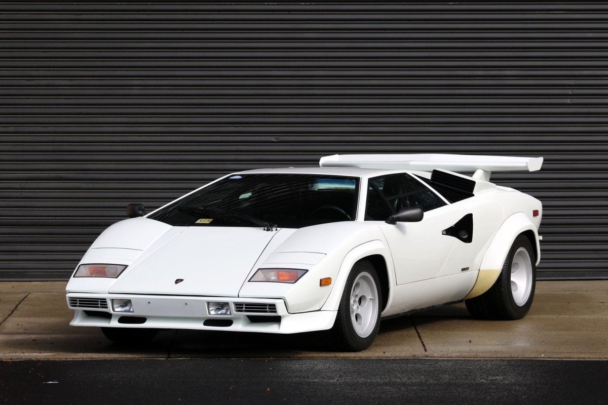 Lamborghini Countach 1983