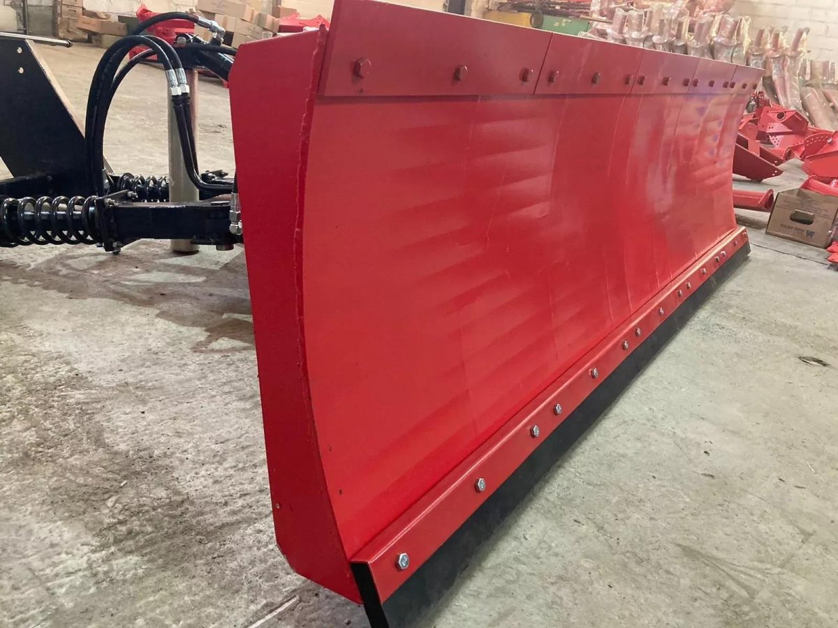 Отвал универсальный гидроповоротный МТЗ 82